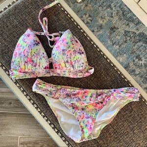 VS Bikini